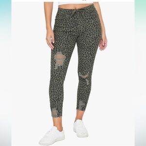 YMI Womens Plus Size Distressed Ankle Joggers Olive Cheetah High Rise Pants‎ 2XL